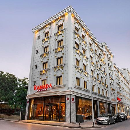 Готель Ramada By Wyndham Istanbul Umraniye Екстер'єр фото