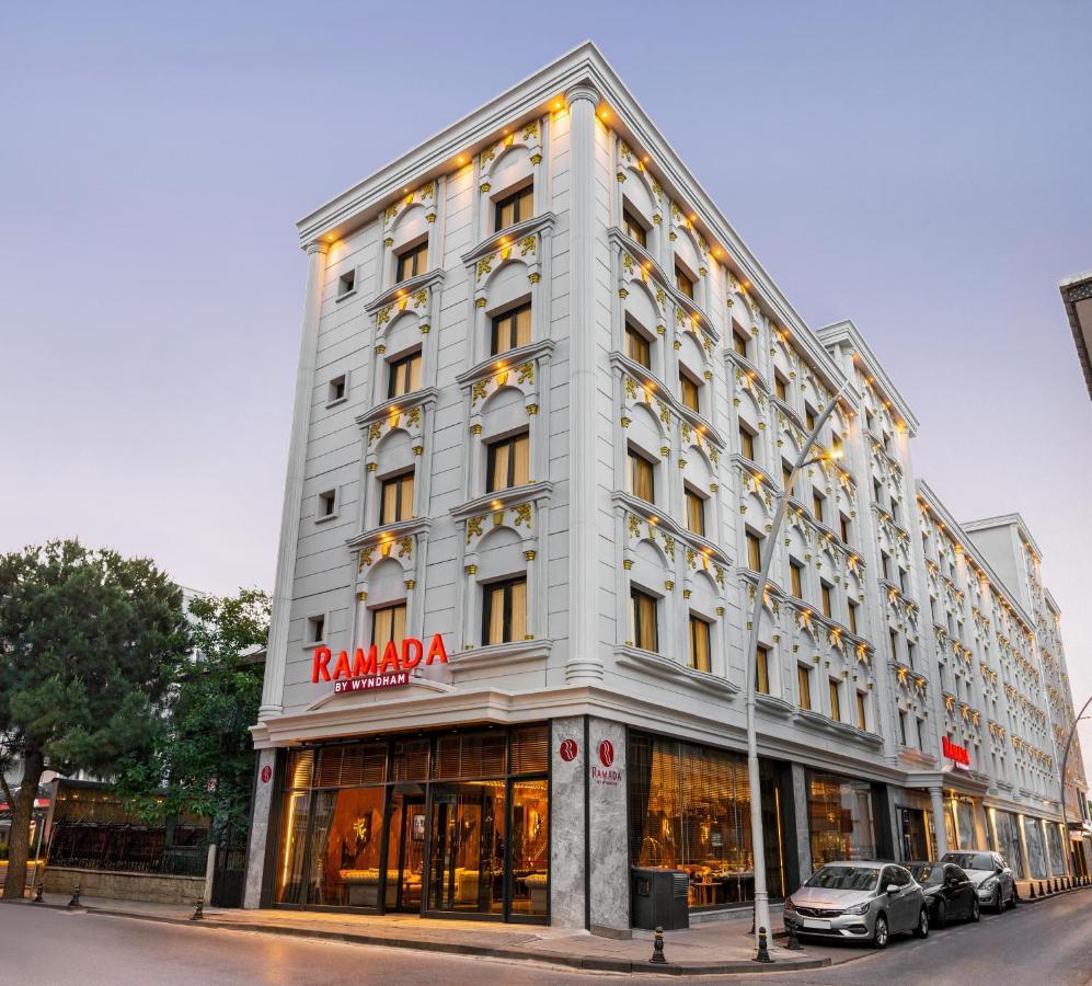 Готель Ramada By Wyndham Istanbul Umraniye Екстер'єр фото